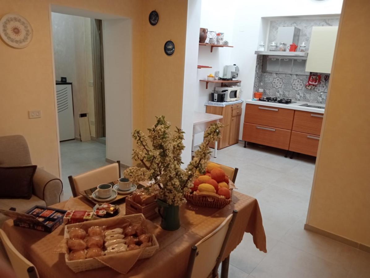 B&B Casa Elisabetta Ginosa Exterior photo